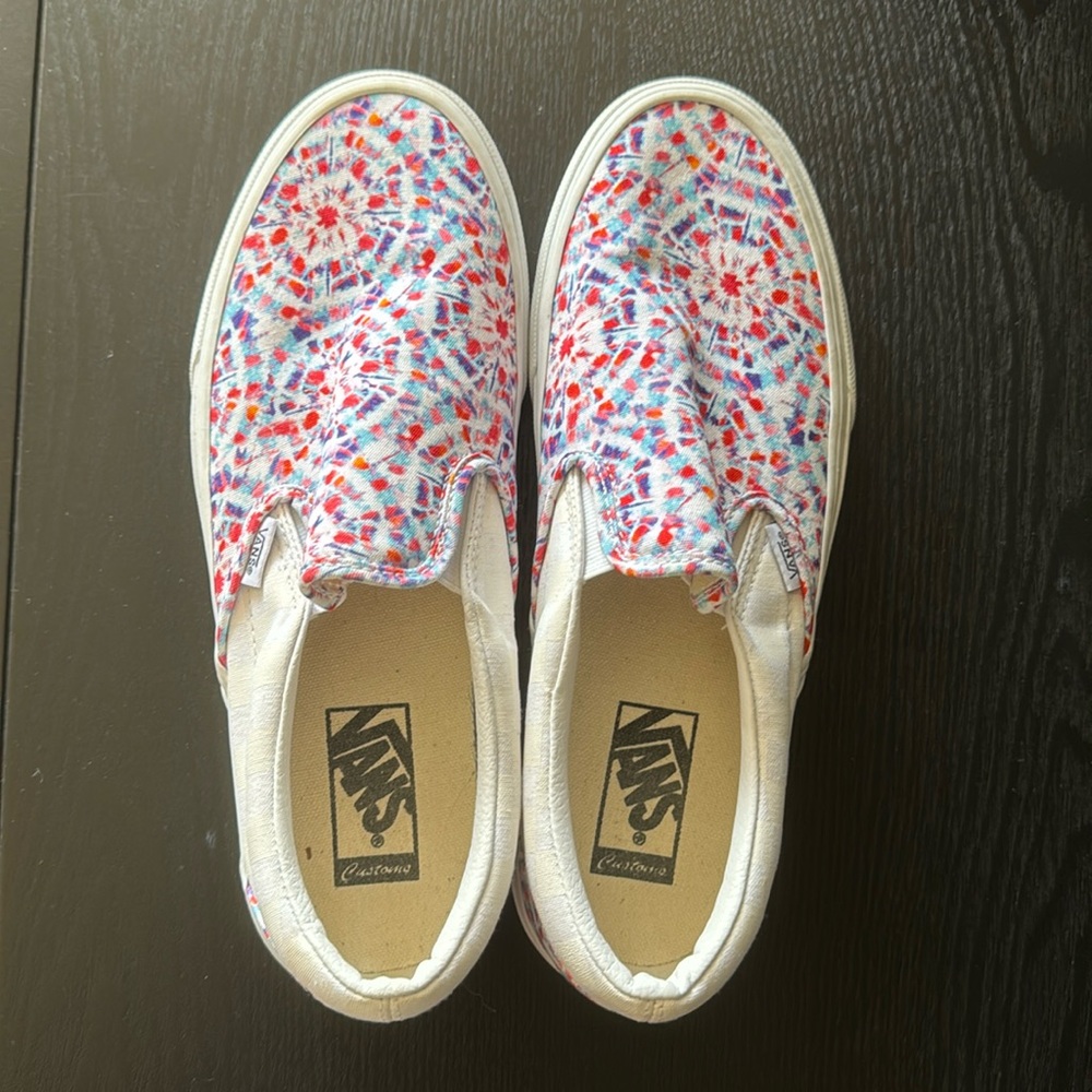 VANS Tie Dy Slip On Shoes Women’s Size 8.5